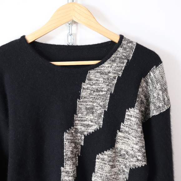❌SOLD❌vintage 80s angora pattern sweater - Picture 3 of 4